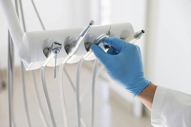 Professional Emergency Dentist technician working in Salmon Creek, WA